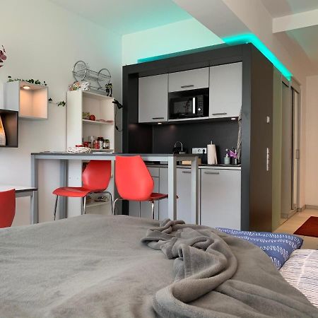 Exklusive WohlfüHloase By Rabe - Parkplatz & Free Netflix & Coffee-Bar Apartman Karlsruhe Kültér fotó