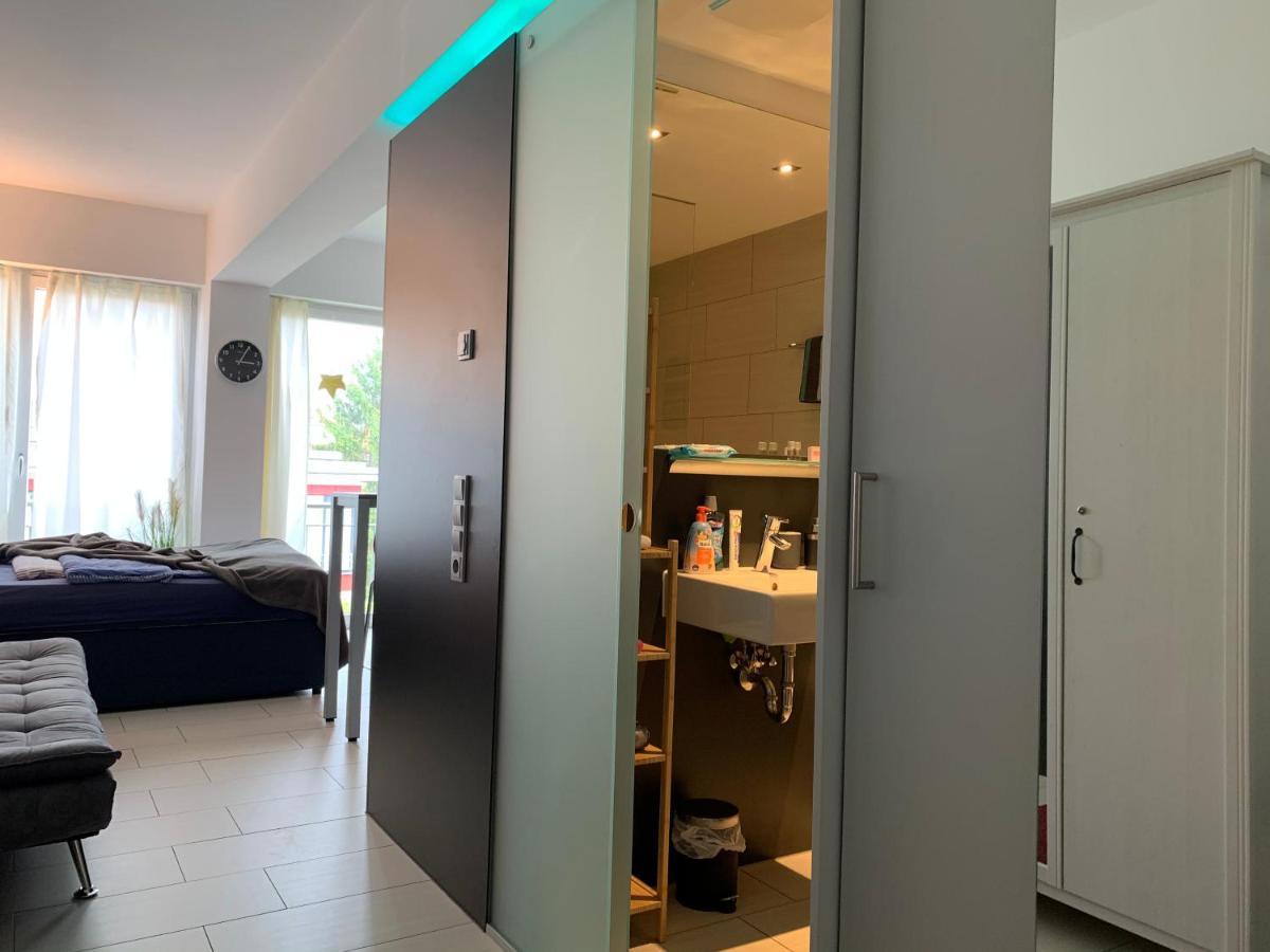 Exklusive WohlfüHloase By Rabe - Parkplatz & Free Netflix & Coffee-Bar Apartman Karlsruhe Kültér fotó